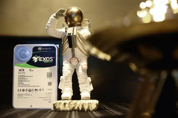 硬盘短缺至少持续到2028年!机械硬盘未来价格将翻倍