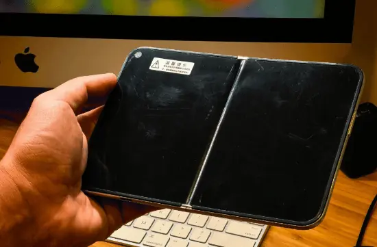苹果折叠屏iPhone Ultra售价突破1.5万元:刷新iPhone产品价格纪录