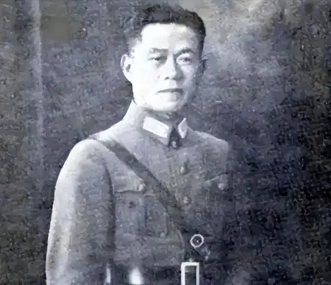 1978年,邱清泉之子邱国渭,以蚂蚁搬家方式将全家送往美国