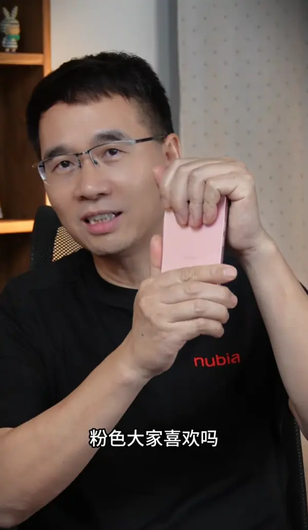 努比亚发布全球首款AI智能体手机，搭载备案大模型与豆包助手