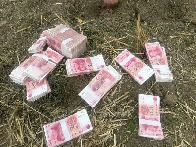 男子轻信美加墨世界杯独家内幕消息，准备拿20万赌球，被警方紧急拦下！