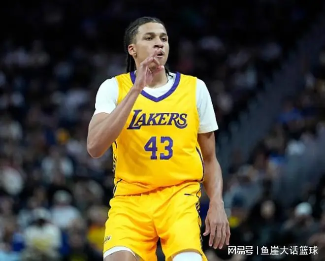 湖人拒绝马刺逆转!马农24+8立大功,湖人24号秀7中2,李贤重8中1