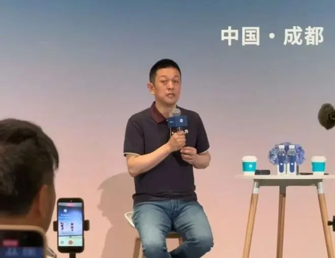蔚来李斌回应“智驾兜底”:不用营销噱头透支用户信任