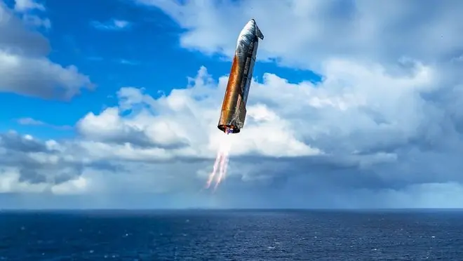 SpaceX申请部署最多10万颗卫星,拟打造AI时代太空通信底座