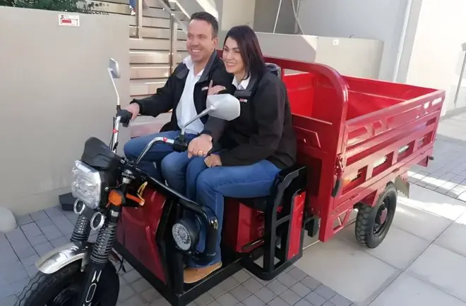 佛得角迷上中国“三蹦子”