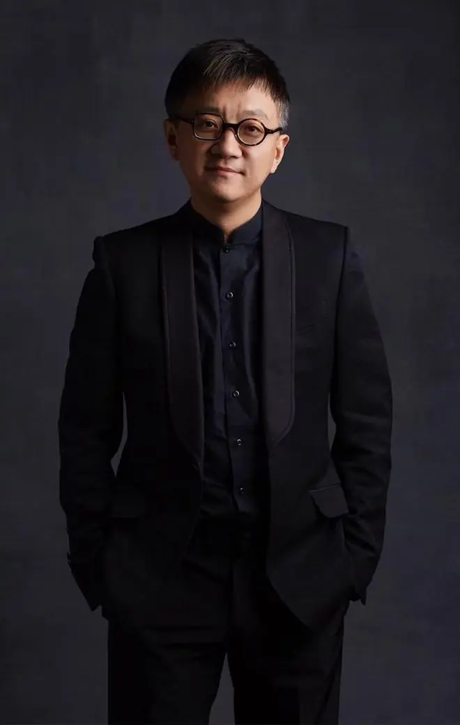 俞白眉:题材只是容器,要展现人类共同的痛点与希冀|造梦者说