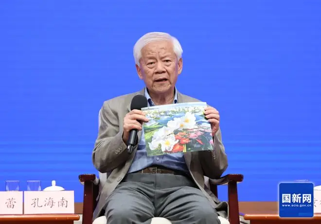 坚守洱海治理20多年,科学家孔海南:人生设计要和祖国的明天绑在一起