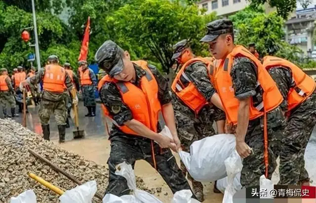 演都不演了！广西捐款曝光，多明星陷入“逼捐”，遭殃的不止韩红