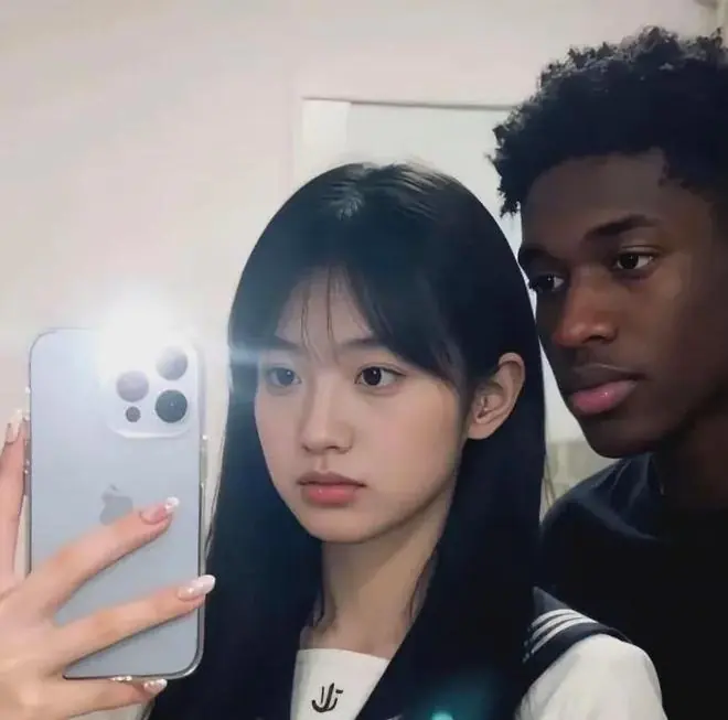 网红专拍国内黑人留学生,几乎每人都有女友,都是中国女大学生