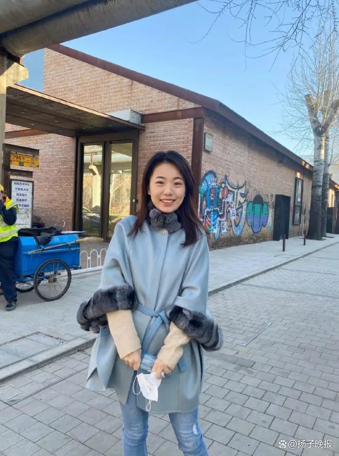“天才少女”蒋方舟人设崩塌背后:“年少成名”争议不断,立学术人设深耕“商业版图”